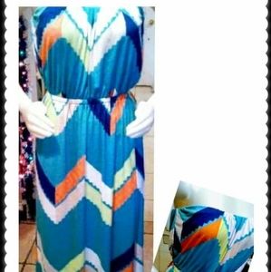 Very pretty maxi dress